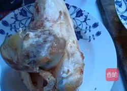 Illustration of how to make mushroom and yam bone soup 1