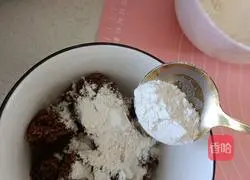 Sugar Illustrations of how to make triangles 8