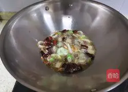 Illustration of how to make Shaanxi oil noodles 8