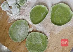 Illustration of how to make dumplings 8