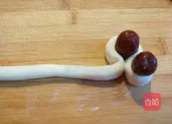 Illustration of how to make jujube steamed buns 19