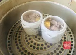 Illustration of corn, yam and lean meat steaming cup 10