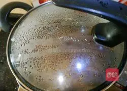 Illustration of how to make dirty tea 7