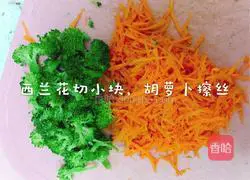 Big bone soup vegetable ring noodles Practice illustration 2