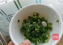 Illustration of how to make delicious rice rolls 3