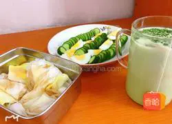 Illustration of how to make matcha brown rice drink 10