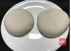 Illustration of how to make hand-pulled noodles 2