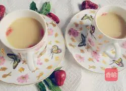 Illustration of how to make red date soy milk 6