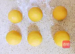 Illustration of how to make pumpkin steamed buns 12