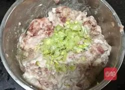 Tomato and meatball soup recipe illustration 3