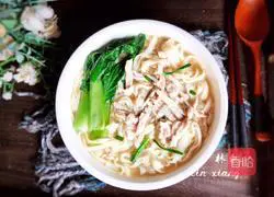 Illustration of how to make cabbage and lean meat noodles 13