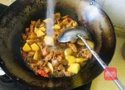 Illustration of the family version of large plate chicken 4