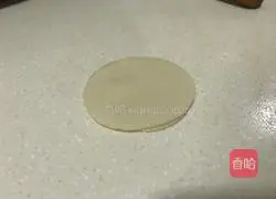 Illustration of how to make dumpling skin pie 2