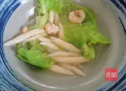 Illustration of Homemade Scissor Noodles 7