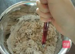 Brown sugar teething stick low Illustration of how to make a snack that is high in calories and nourishes blood (the steps are very detailed)