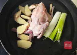 Yam, Mushroom and Pigeon Soup Recipe Illustration 3