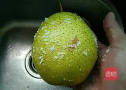 Undersea Coconut Pear Juice Recipe Illustration 2