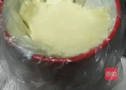 Illustration of how to make pan cake slices 12