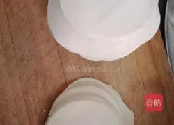 Illustration of how to make big meat and cabbage steamed dumplings 8