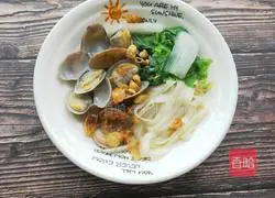 Illustration of how to make clam and vegetable noodles 11