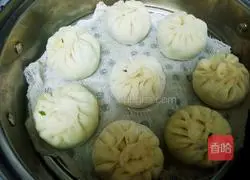 Illustration of how to make three fresh buns without failure 16