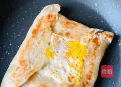 Hand cakes wrapped in squares Practice illustration 7