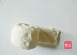 Illustration of how to make multi-layered dough cakes 7