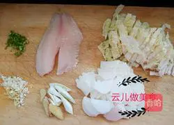 Illustration of how to make healthy snapper meatball soup in autumn 1