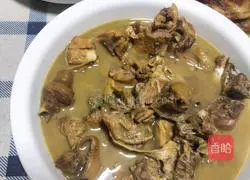 Stewing stupid chicken in a farmhouse iron pot Illustration of how to do it 7