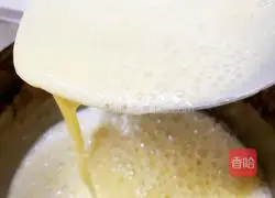 Illustration of how to make white sauce 3