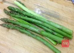 Illustration of how to cook asparagus 2