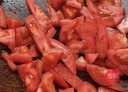 Illustration of how to make tomato and egg noodles 1