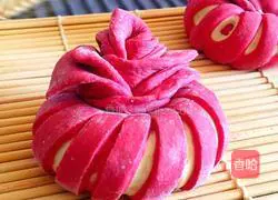 Illustration of how to make fancy steamed buns 19