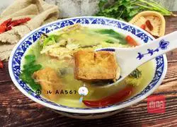 Illustration of how to make ox tail fish, cabbage and tofu soup 11