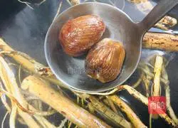 Illustration of how to make Wuzhi Maotao Jujube Soup 3