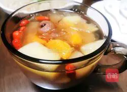 Illustration of how to make New Year's Eve dessert fruit tremella soup 11