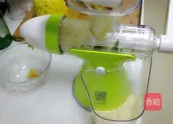 Pineapple Apple Banana Juice Recipe Illustration 3