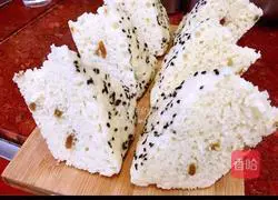 White flour cake Illustration of practice 14