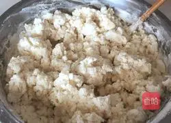 Illustration of how to make egg, chive and scallion pancakes 2