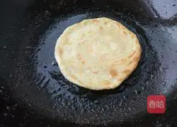 Illustration of how to make salt and pepper pancake 12