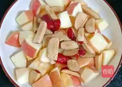 Apple, red dates and rice paste Illustration of how to do it 3