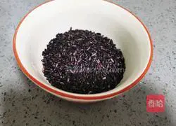 How to make purple rice meal bags Illustration 1