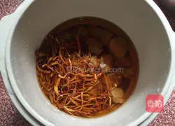 Cordyceps flower Illustration of how to make pork ribs soup 5