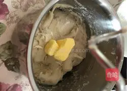 Illustration of how to make bear pizza 4