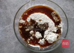 Illustration of how to make red dates and brown sugar steamed buns 5