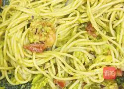 Illustration of how to make guacamole and shrimp pasta 6