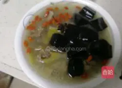 Molecular cuisine version of angelica, ginger and mutton soup recipe 10