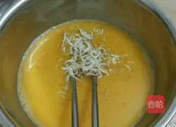  Illustration of how to make whitebait scrambled eggs 6