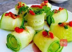 Illustration of how to make emerald cucumber rolls 7