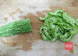 Bitter Melon Omelette Recipe Illustration 1